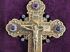 Pre-revolutionary abbess’ pectoral cross returned to Russian monastery