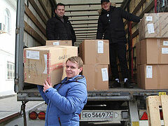 Синодальный отдел передал 15 тонн обуви в Ростов-на-Дону для беженцев и нуждающихся. Информационная сводка о помощи беженцам (от 7 марта 2024 года)