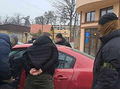 Security Service raids offices of Orthodox journalists and lawyers