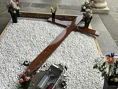 Grave of Bulgarian Patriarch Neofit desecrated