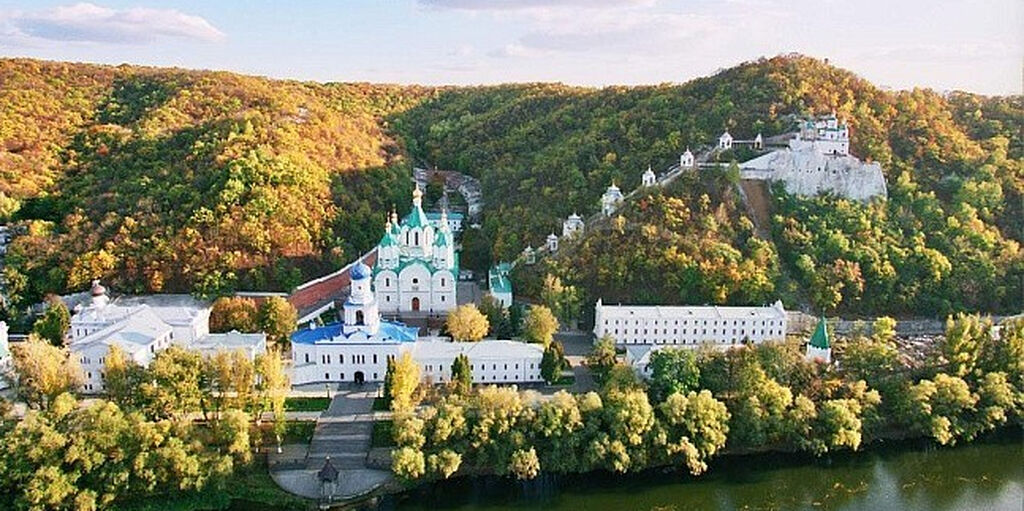 Οι μυστικές υπηρεσίες της Ουκρανίας συνέλαβαν τον καθηγούμενο της Λαύρας της Κοιμήσεως της Θεοτόκου Αγίων Ορέων μητροπολίτη Αγίων Ορέων Αρσένιο