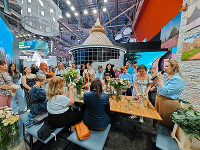 Студия цветов «Васса» представила свою деятельность на международной выставке-форуме «Россия»