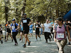 1,000+ run to support Romanian Church-run children’s palliative care center