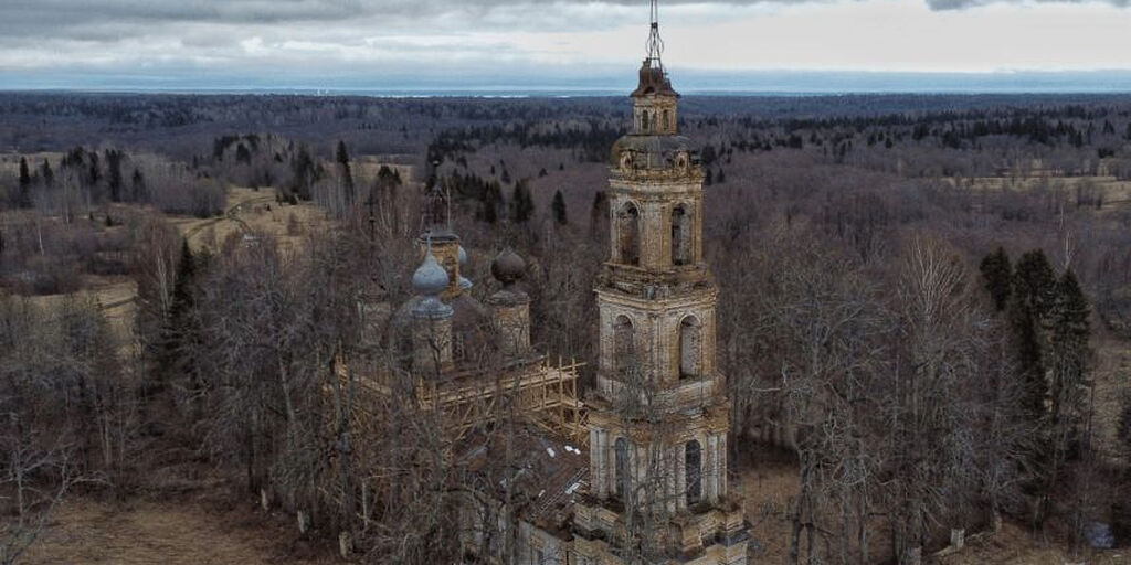 Στην Περιφέρεια Κοστρομά της Ρωσίας αναστηλώνουν παλαίφατο ναό