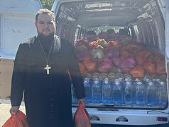 Джанкойская епархия передала продукты и средства гигиены в Херсонскую область. Информационная сводка о помощи беженцам (от 21 июня 2024 года)
