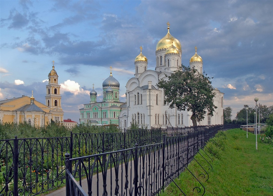 The canal of the Heavenly Queen