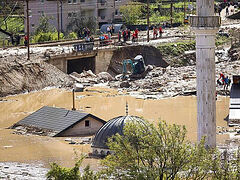 Serbian Church helping flood victims in Bosnia and Hergegovina