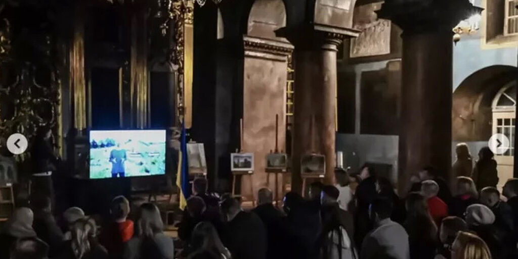 Στον Ιερό Καθεδρικό Ναό της πόλης Τσερνίγκοφ που είχε αφαιρεθεί από την ΟΟΕ διοργανώνουν εκθέσεις και προβολές ταινιών