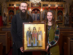 Artist creates icons of Orthodox saints