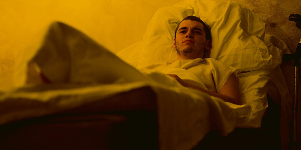 «Αυτός έσφιγγε το δικό μου χέρι και εγώ έσφιγγα το δικό του. Τα όσα συνέβαιναν τα συνόδευε απόλυτη σιωπή, που διακόπτονταν μόνο από το κλάμα του»