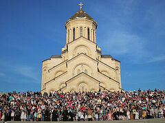 Georgian Church celebrates 20th anniversary of consecration of Tbilisi cathedral