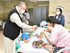 Orthodox parishes in Thailand and Brazil help children cancer patients and needy famileis