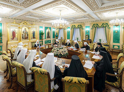 Священный Синод утвердил документ «О светской трудовой деятельности священнослужителей»