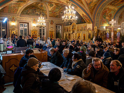 При участии главы Синодального отдела по благотворительности в Москве состоялся рождественский ужин для бездомных