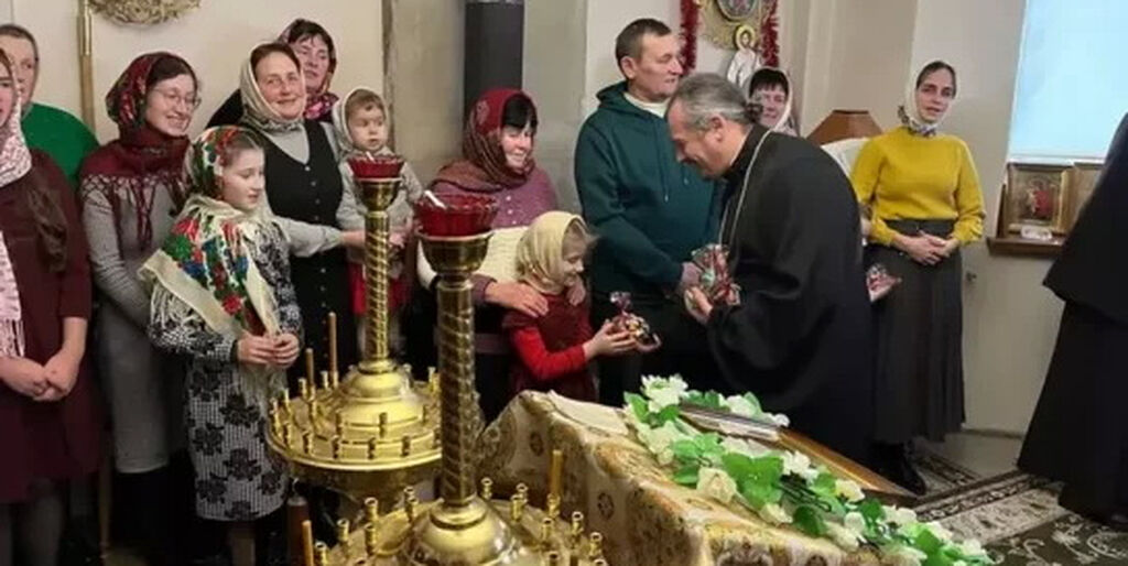 Τα ΜΜΕ της περιφέρειας Βολίν χλεύασαν τις κοινότητες της Ουκρανικής Ορθόδοξης Εκκλησίας που εκδιώχθηκαν από τους ναούς τους