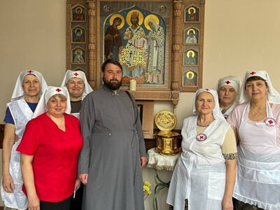 Больница святителя Алексия организовала стажировку для сестер милосердия Луганской епархии