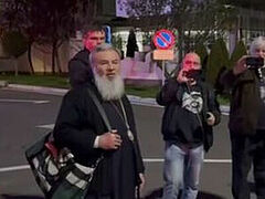 Authorities prevent Moldovan bishop from going to Jerusalem for Holy Fire