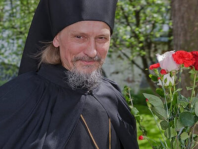 Духовник лаврских богомольцев