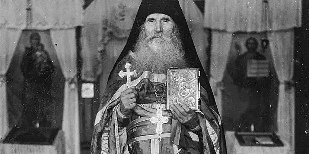 Ο Άγιος και ο κόρακας: μια αληθινή πασχαλινή ιστορία