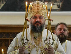 Hierarchical Liturgy celebrated inside UK prison in Bright Week (Romanian Archdiocese)