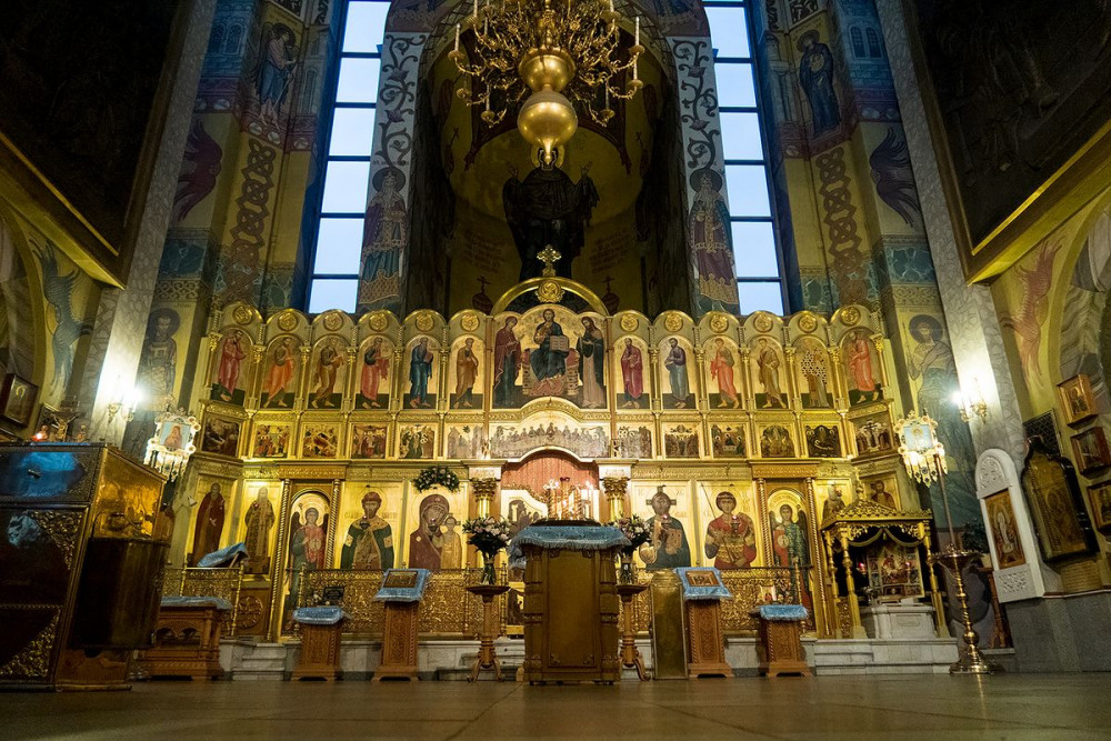 Интерьер храма