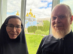 ROCOR’s Sr. Vassa in Kiev: Liturgy, lectures, and meetings with persecutors, schismatics, suspended priests