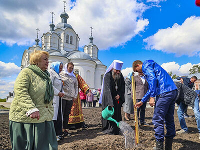 Врио главы Тамбовской области и глава Тамбовской митрополии приняли участие в закладке монастырского сада памяти воинов — героев СВО