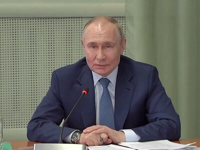 Владимир Путин: Русская Православная Церковь на протяжении всей истории показывала, что она всегда со своим народом