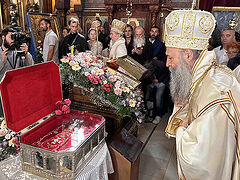 Belgrade’s patronal feast of Ascension: procession with St. Sava’s hand