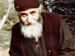 Οι λεπτές αποχρώσεις της μετάφρασης: για την ταινία «Άγιος Παΐσιος – Από τα Φάρασα στον Ουρανό!»