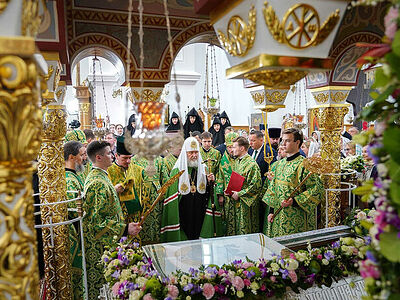 Предстоятель Русской Церкви возглавил торжества по случаю 900-летия основания Полоцкого Спасо-Евфросиниевского монастыря