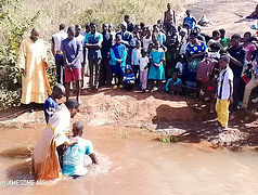 50 More Mang’anja tribe members baptized in Malawi on Pentecost