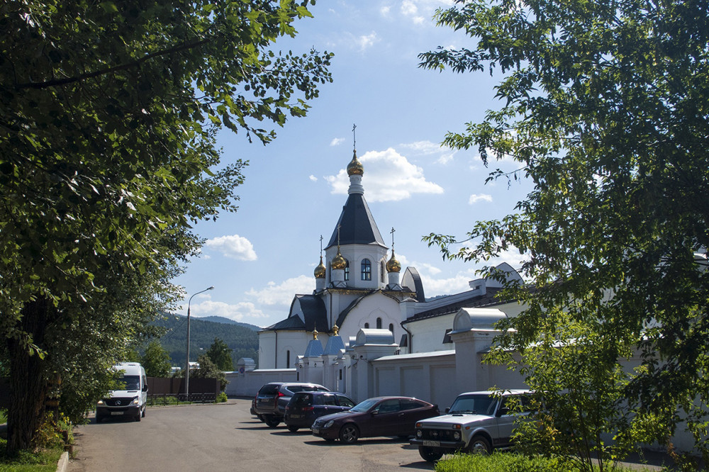 Свято-Успенский монастырь в Красноярске