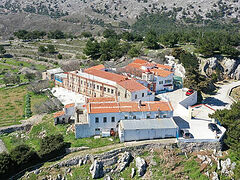 Wildfires threaten Chios monasteries