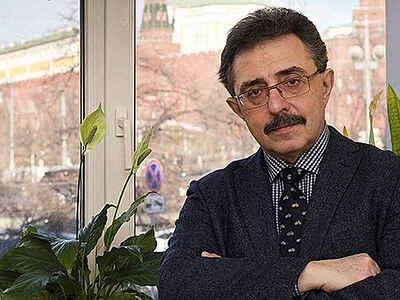 Председатель Патриаршего совета по культуре поздравил А.Л. Баталова с 70-летием со дня рождения <br>