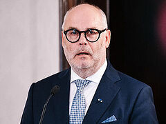 Estonian president refuses to promulgate legislation banning Orthodox Church for second time