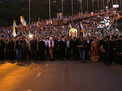 The People’s Veneration of the Holy Royal Martyrs