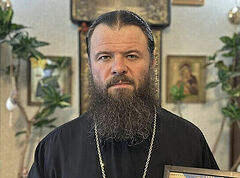 Ukrainian enlistment forces detain UOC metropolitan