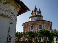 First hierarchical Liturgy in 100 years celebrated at historic Russian church