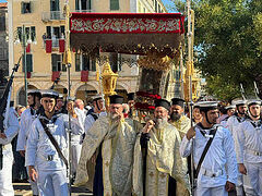 Corfu celebrates St. Spyridon’s miracle with procession and Liturgy