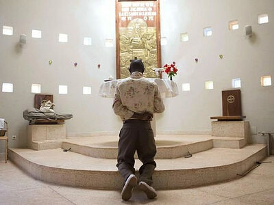 В Уганде бывший мусульманский учитель, обратившийся ко Христу после чудесного видения, жестоко избит родственниками