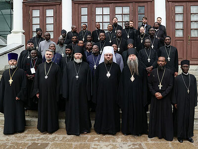 Архиереи и духовенство Патриаршего экзархата Африки приняли участие в богослужении в Троице-Сергиевой лавре