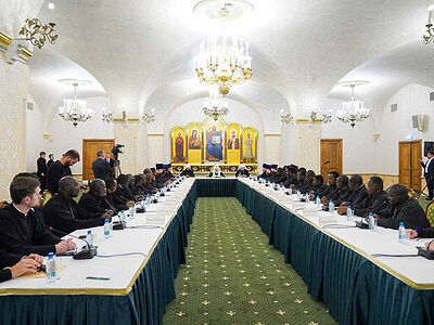 Святейший Патриарх Кирилл встретился с делегацией Патриаршего экзархата Африки