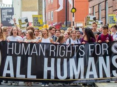 Лондон: более 10 000 человек приняли участие в ежегодном «Марше за жизнь»