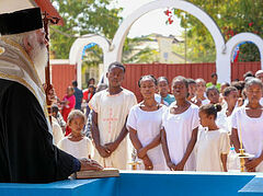Patriarch of Alexandria baptizes 100 catechumens in Southern Madagascar