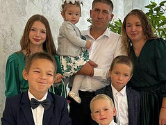 Фонд «Женщины за Жизнь» открывает сбор на строительство дома для многодетной семьи Беззубко