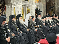 Five primates attend opening of “Theologia” journal conference on theology and technology