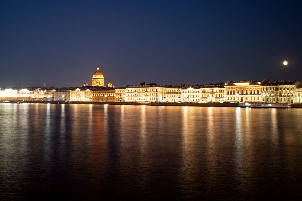 Ο Βραδινός Νέβας