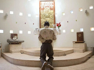 Уганда: 19-летний подросток убит братом за переход в христианство