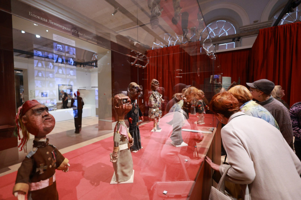 Театральные перчаточные куклы фронтового самодеятельного театра Евгения Кобытева 52-й армии